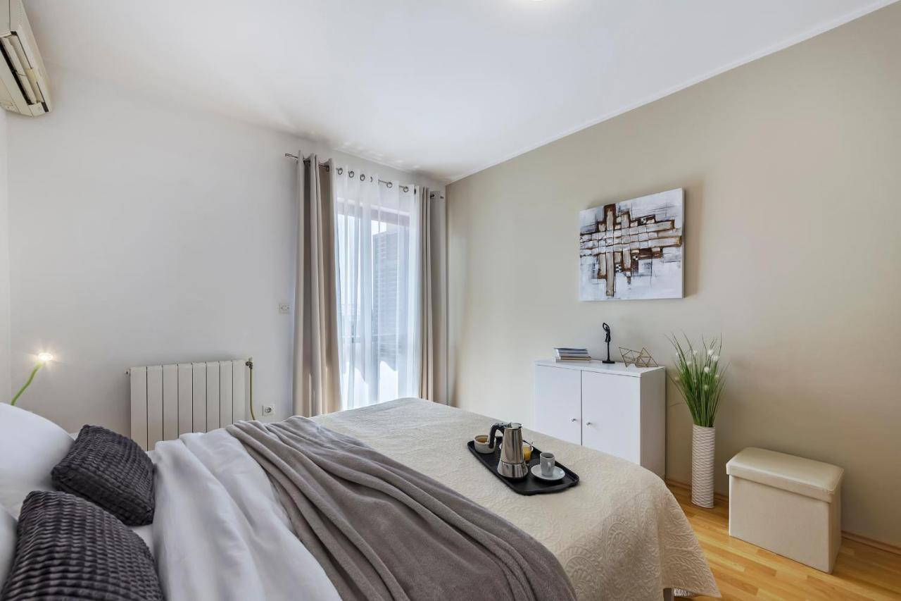 Apartments Antonio 梅杜林 外观 照片