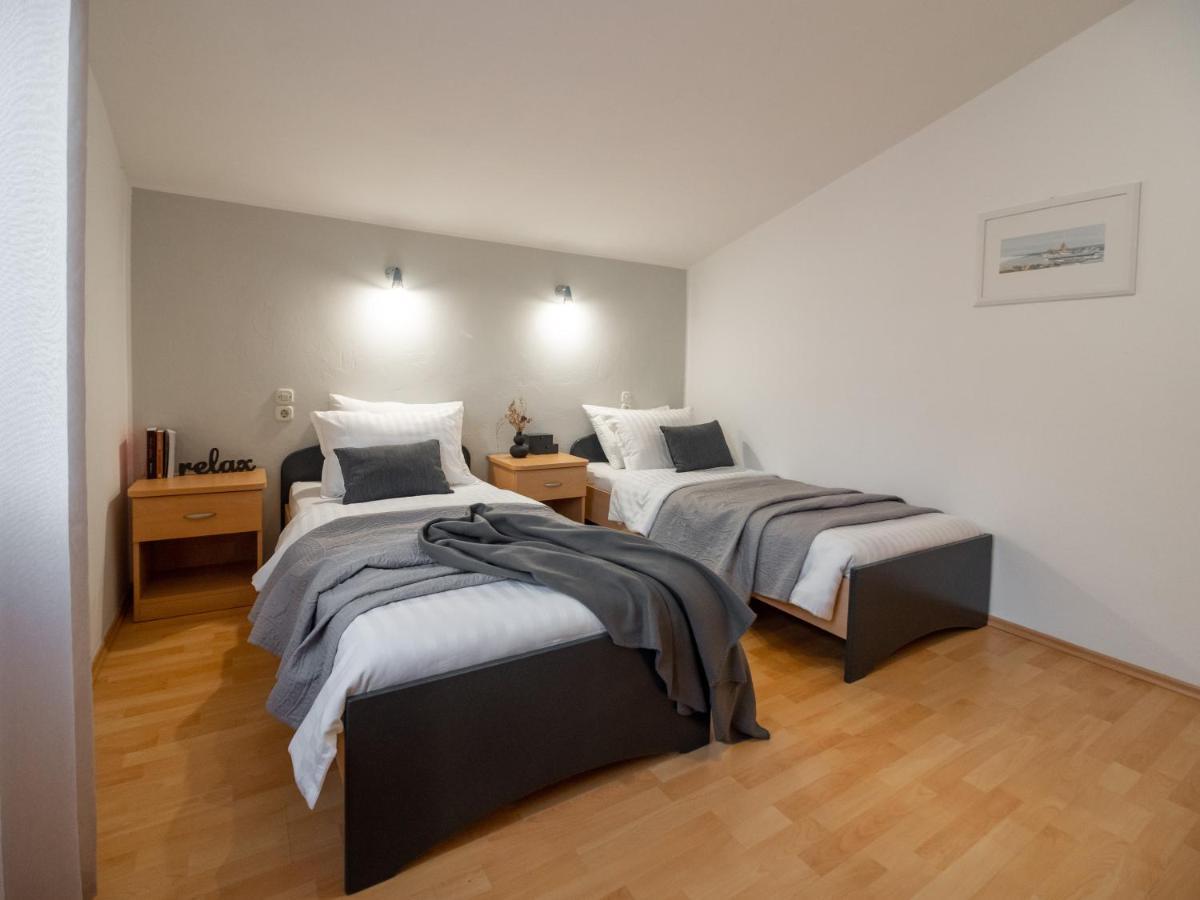 Apartments Antonio 梅杜林 外观 照片