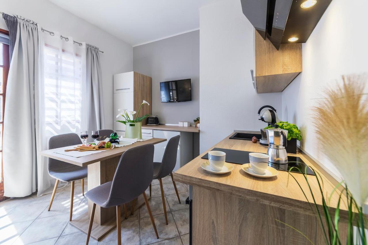 Apartments Antonio 梅杜林 外观 照片