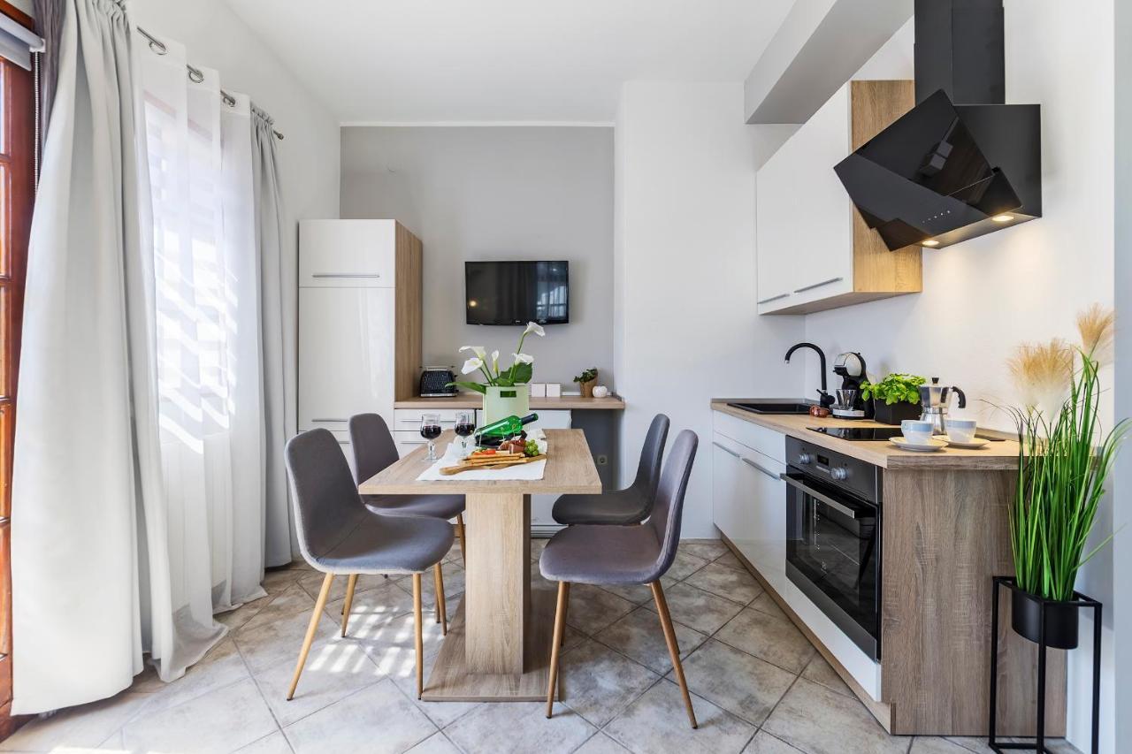 Apartments Antonio 梅杜林 外观 照片